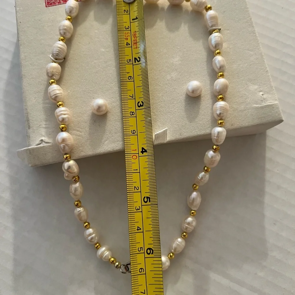 Fresh Water Pearl Necklace and Earring Set - White and Gold - Picture 3 of 3
